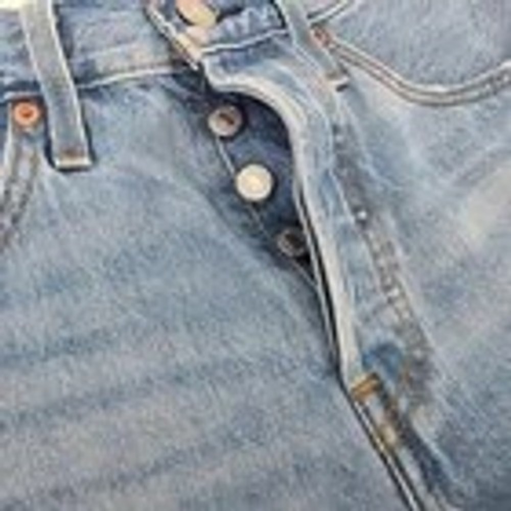 Levis Premium 501 Original Distressed Women Shorts Light Wash W27 Button Fly - Picture 4 of 11